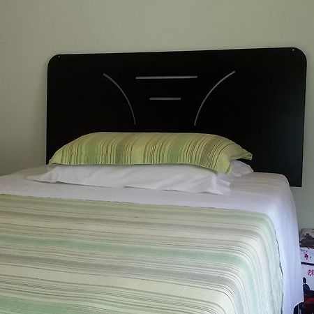 Albergo Luca Ivrea Buitenkant foto