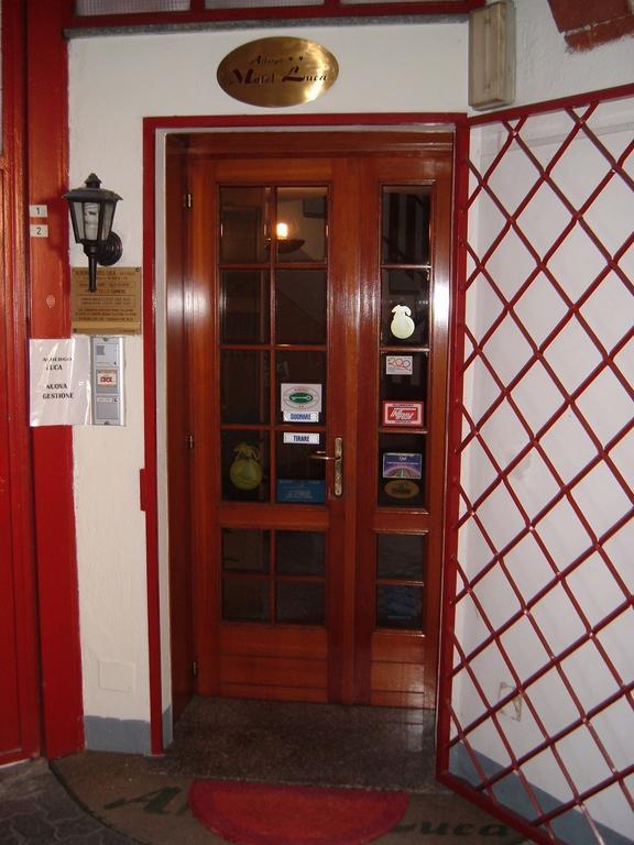 Albergo Luca Ivrea Buitenkant foto